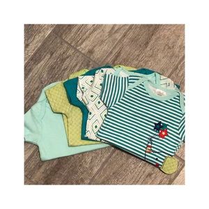 0-3mo & 3-6 mo onesies --tags removed, never worn